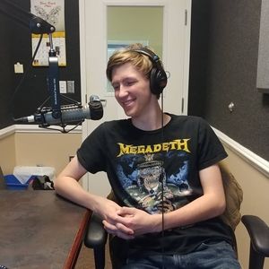 Meet your Posher, Ari